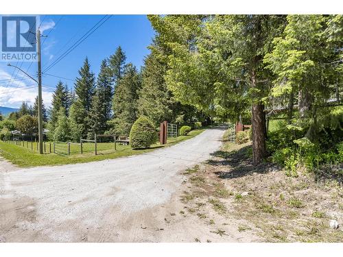 3851 10 Avenue Se, Salmon Arm, BC - Outdoor With View