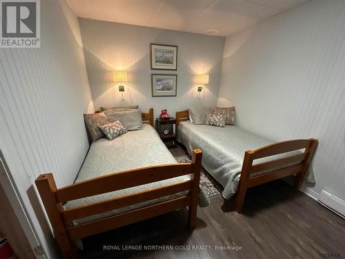 466 Grenfell Road, Timiskaming Remote Area, ON - Indoor Photo Showing Bedroom