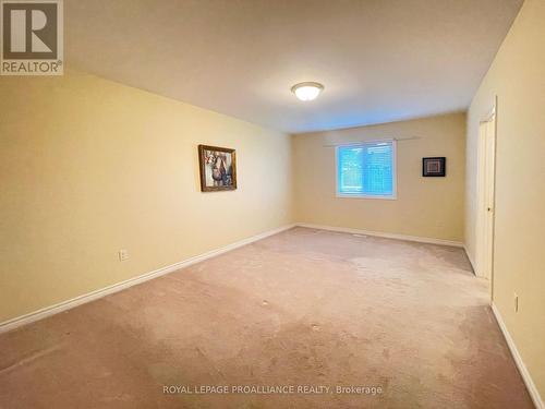 20 Village Crescent, Peterborough (Otonabee), ON - Indoor Photo Showing Other Room