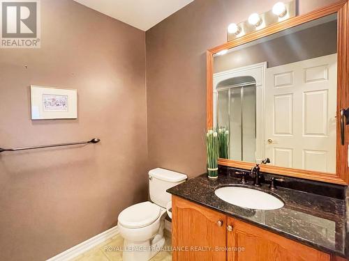 20 Village Crescent, Peterborough (Otonabee), ON - Indoor Photo Showing Bathroom