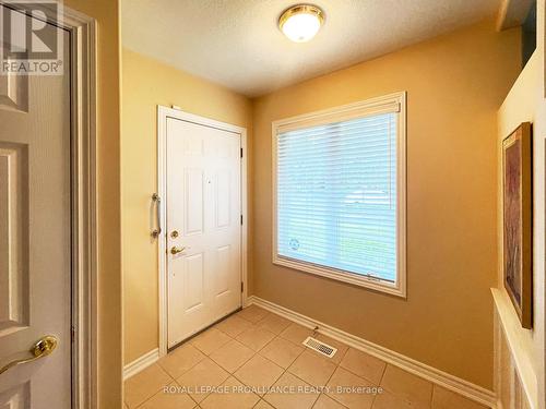 20 Village Crescent, Peterborough (Otonabee), ON - Indoor Photo Showing Other Room