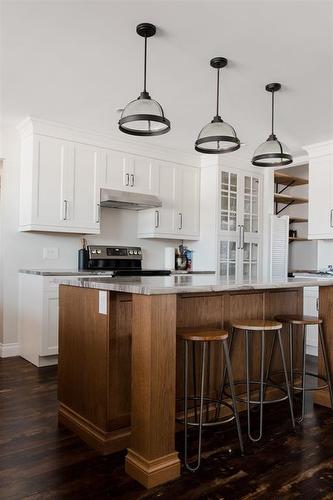 249 Penny Lane, Grande Pointe, MB - Indoor Photo Showing Kitchen