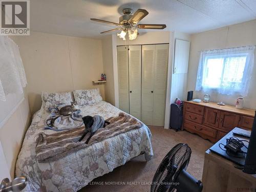 10 Michael Avenue, Timmins (Trailer Parks), ON - Indoor Photo Showing Bedroom