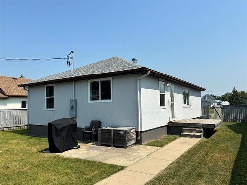 39 Ottawa Street, Carberry, MB - Outdoor With Exterior