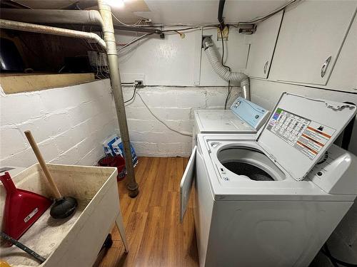 39 Ottawa Street, Carberry, MB - Indoor Photo Showing Laundry Room