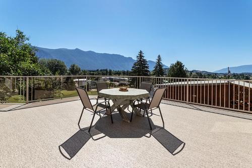 209 27Th Avenue N, Erickson, BC - Outdoor With View