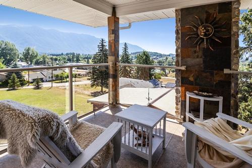 209 27Th Avenue N, Erickson, BC - Outdoor With Balcony With Exterior