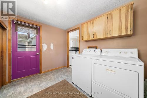 47 Orchard Drive, Belleville, ON - Indoor Photo Showing Laundry Room