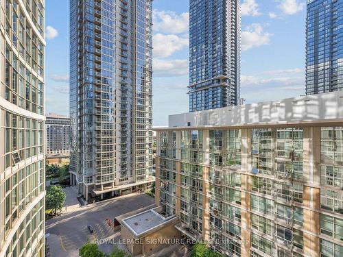 1001-10 Navy Wharf Crt, Toronto, ON - Outdoor With Facade