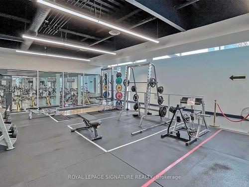 1001-10 Navy Wharf Crt, Toronto, ON - Indoor Photo Showing Gym Room