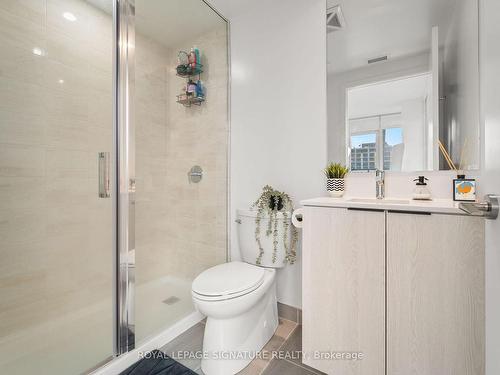 304-50 Power St, Toronto, ON - Indoor Photo Showing Bathroom