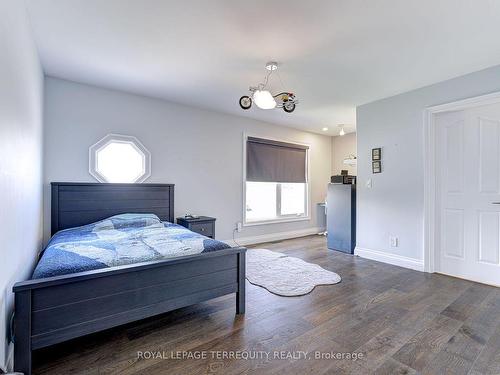 590 Hancock Way, Mississauga, ON - Indoor Photo Showing Bedroom