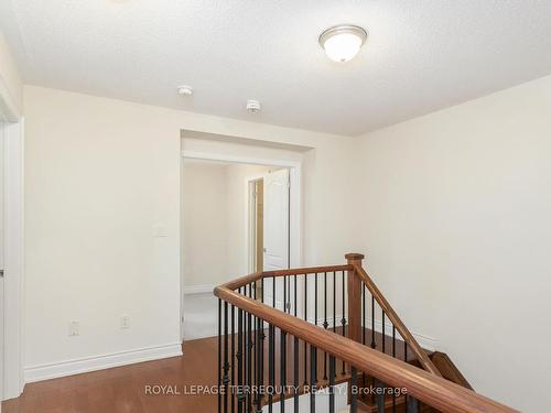 35 Prairie Creek Cres, Brampton, ON - Indoor Photo Showing Other Room