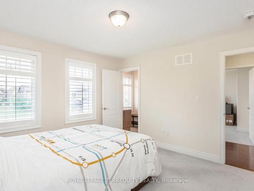 35 Prairie Creek Cres, Brampton, ON - Indoor Photo Showing Bedroom