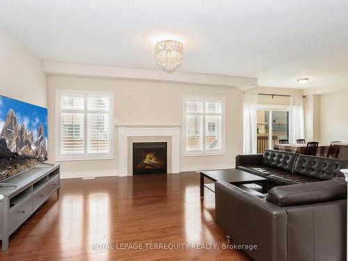 35 Prairie Creek Cres, Brampton, ON - Indoor Photo Showing Living Room With Fireplace