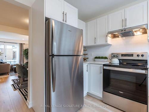 72 Woodman Dr N, Hamilton, ON - Indoor Photo Showing Kitchen With Stainless Steel Kitchen