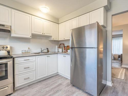 27 Woodman Dr N, Hamilton, ON - Indoor Photo Showing Kitchen With Stainless Steel Kitchen