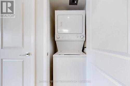 2202 - 190 Borough Drive, Toronto (Bendale), ON - Indoor Photo Showing Laundry Room