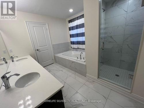 2201 Lozenby Street, Innisfil (Alcona), ON - Indoor Photo Showing Bathroom