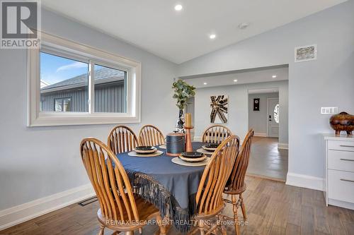 565 Second Road E, Hamilton (Stoney Creek), ON - Indoor Photo Showing Dining Room