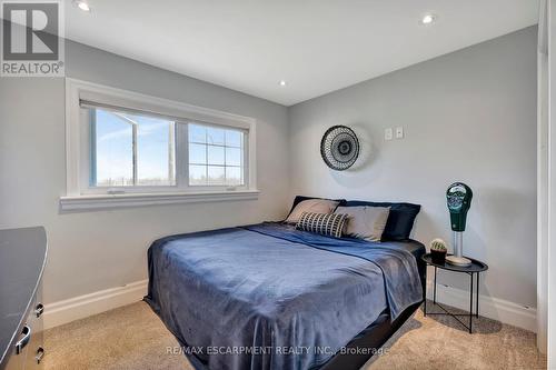 565 Second Road E, Hamilton (Stoney Creek), ON - Indoor Photo Showing Bedroom