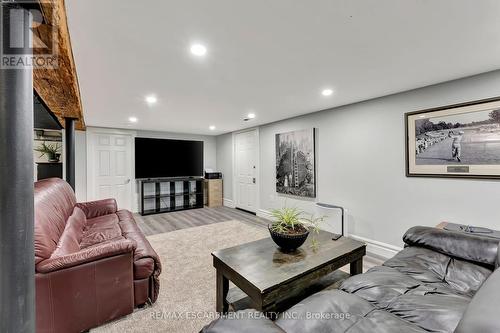 565 Second Road E, Hamilton (Stoney Creek), ON - Indoor