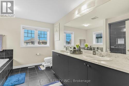 45 Rainbow Drive, Haldimand, ON - Indoor Photo Showing Bathroom