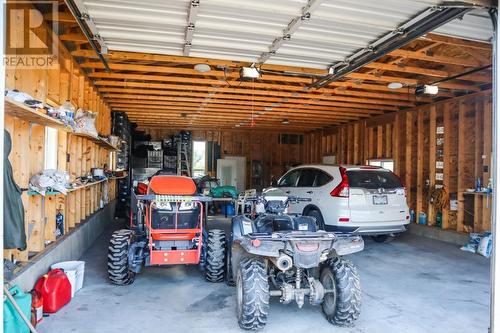 432 Road 13, Oliver, BC - Indoor Photo Showing Garage