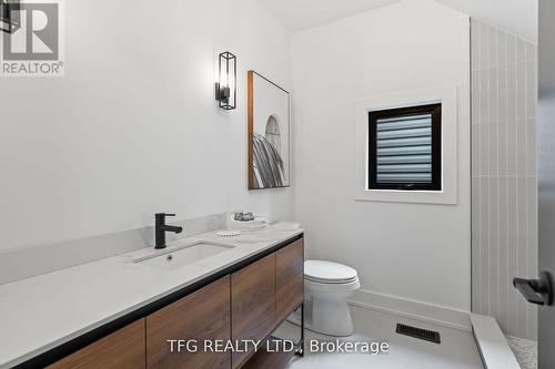 997 Mount Pleasant Road, Toronto (Mount Pleasant East), ON - Indoor Photo Showing Bathroom