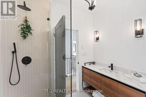 997 Mount Pleasant Road, Toronto (Mount Pleasant East), ON - Indoor Photo Showing Bathroom