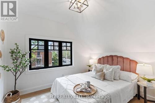 997 Mount Pleasant Road, Toronto (Mount Pleasant East), ON - Indoor Photo Showing Bedroom