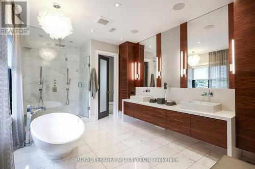 108 Mason Boulevard, Toronto (Bedford Park-Nortown), ON - Indoor Photo Showing Bathroom