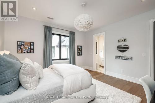 108 Mason Boulevard, Toronto (Bedford Park-Nortown), ON - Indoor Photo Showing Bedroom