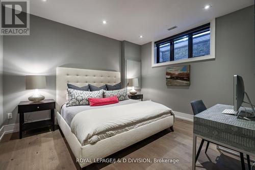 108 Mason Boulevard, Toronto (Bedford Park-Nortown), ON - Indoor Photo Showing Bedroom