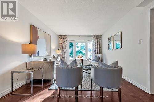 48 Mayor Crescent, Ajax, ON - Indoor Photo Showing Living Room