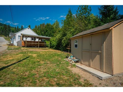 16 Park Avenue, Fruitvale, BC - Outdoor With Deck Patio Veranda