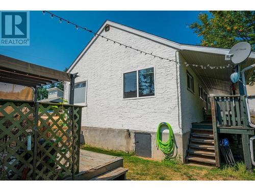 16 Park Avenue, Fruitvale, BC - Outdoor