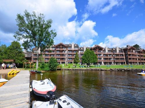 Bord de l'eau - 124-2396 Rue Labelle, Mont-Tremblant, QC - Outdoor With Body Of Water