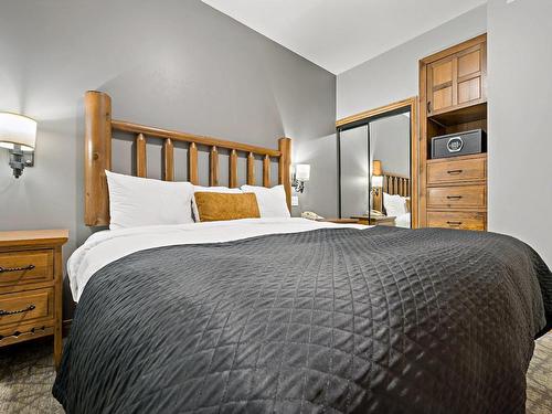 Chambre Ã Â coucher - 124-2396 Rue Labelle, Mont-Tremblant, QC - Indoor Photo Showing Bedroom