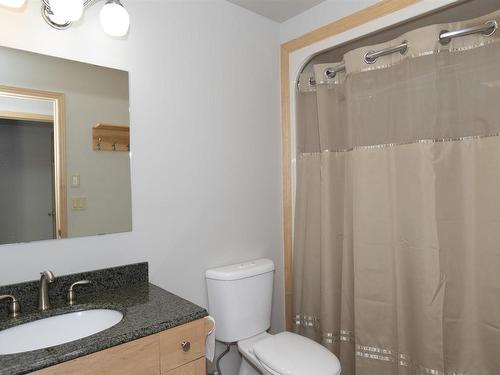 163 Portage Drive, Pass Lake, ON - Indoor Photo Showing Bathroom