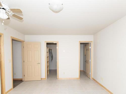 163 Portage Drive, Pass Lake, ON - Indoor Photo Showing Other Room