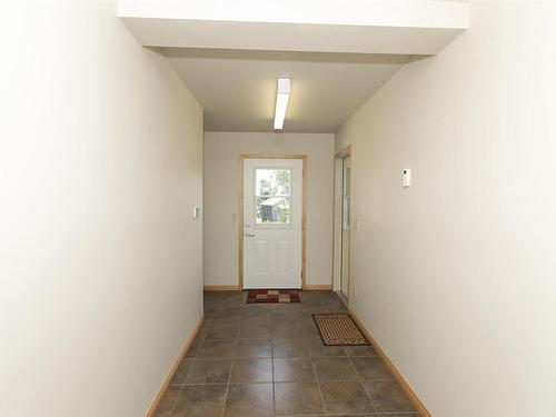 163 Portage Drive, Pass Lake, ON - Indoor Photo Showing Other Room