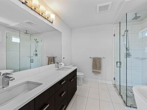 2250 Crosshill Drive, Kamloops, BC - Indoor Photo Showing Bathroom