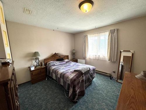 346 Guichon Ave, Merritt, BC - Indoor Photo Showing Bedroom