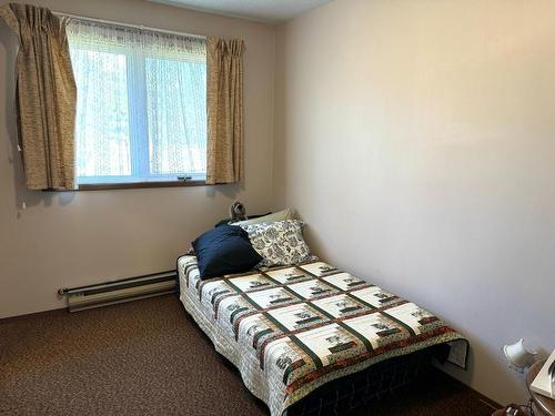 346 Guichon Ave, Merritt, BC - Indoor Photo Showing Bedroom