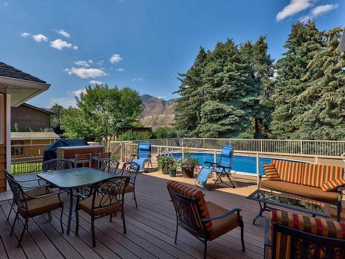 2246 Crescent Drive, Kamloops, BC - Outdoor With Deck Patio Veranda With Exterior