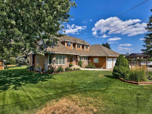 2246 Crescent Drive, Kamloops, BC - Outdoor