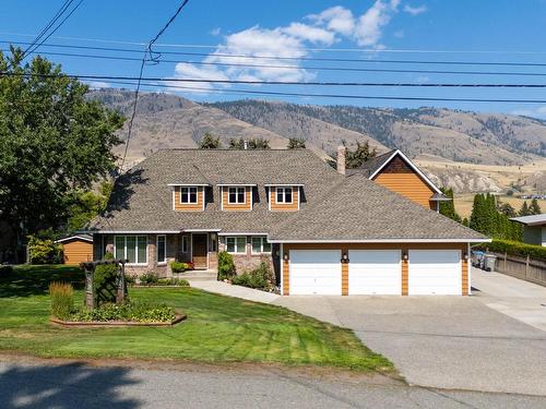 2246 Crescent Drive, Kamloops, BC - Outdoor