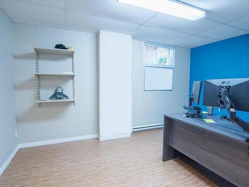 Office - 2259 Av. Bourgogne, Chambly, QC - Indoor