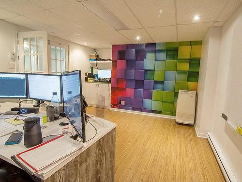 Office - 2259 Av. Bourgogne, Chambly, QC - Indoor